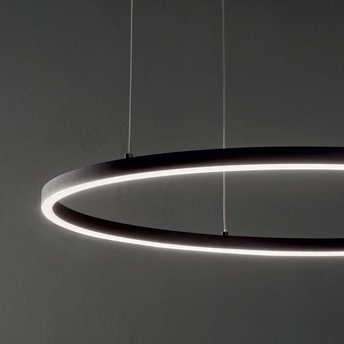 Suspension Oracle Slim noire, Ø 90 cm (229508)