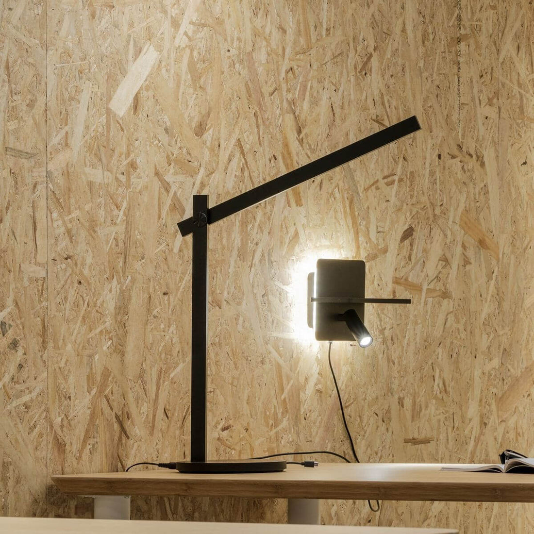 Lampe de chevet | Pivot Noire