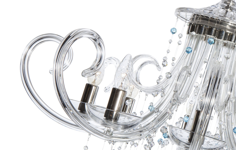 Gros plan sur un bras recourbé en verre transparent et sa douille métallique.