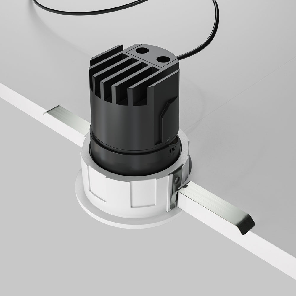 Vue technique du module encastré avec radiateur noir et fixations