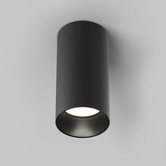Schwarze Deckenleuchte im Handwerksdesign