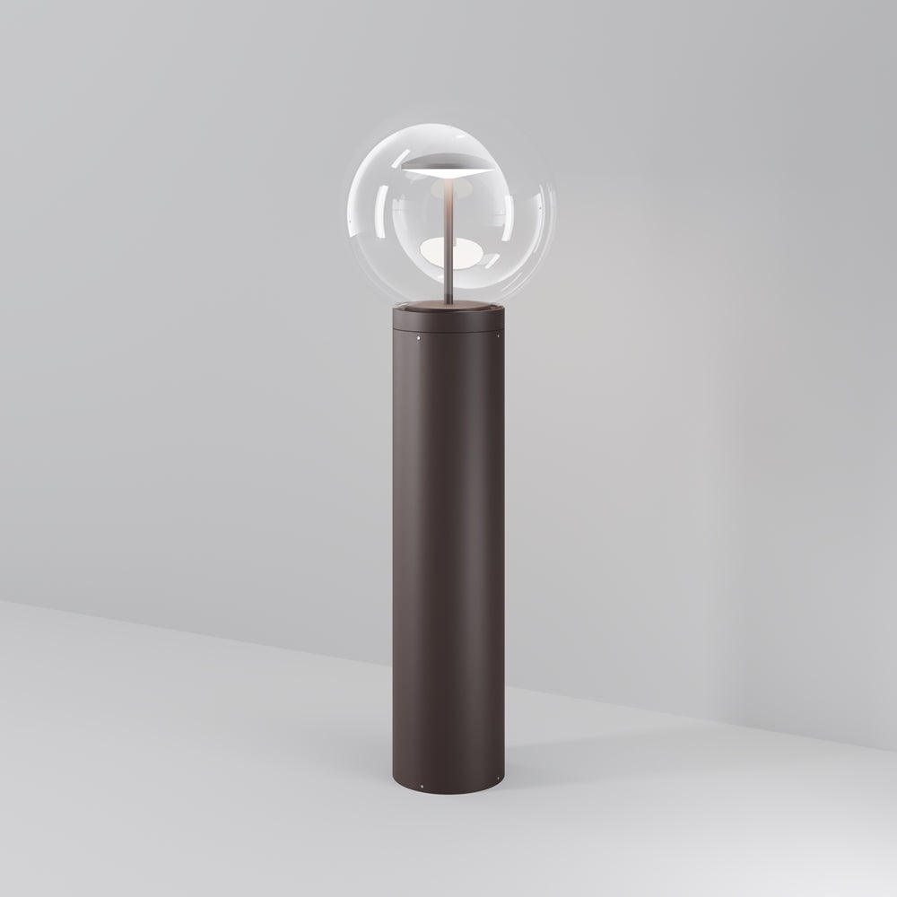 Vue de face sur fond gris d'une borne lumineuse cylindrique à globe
