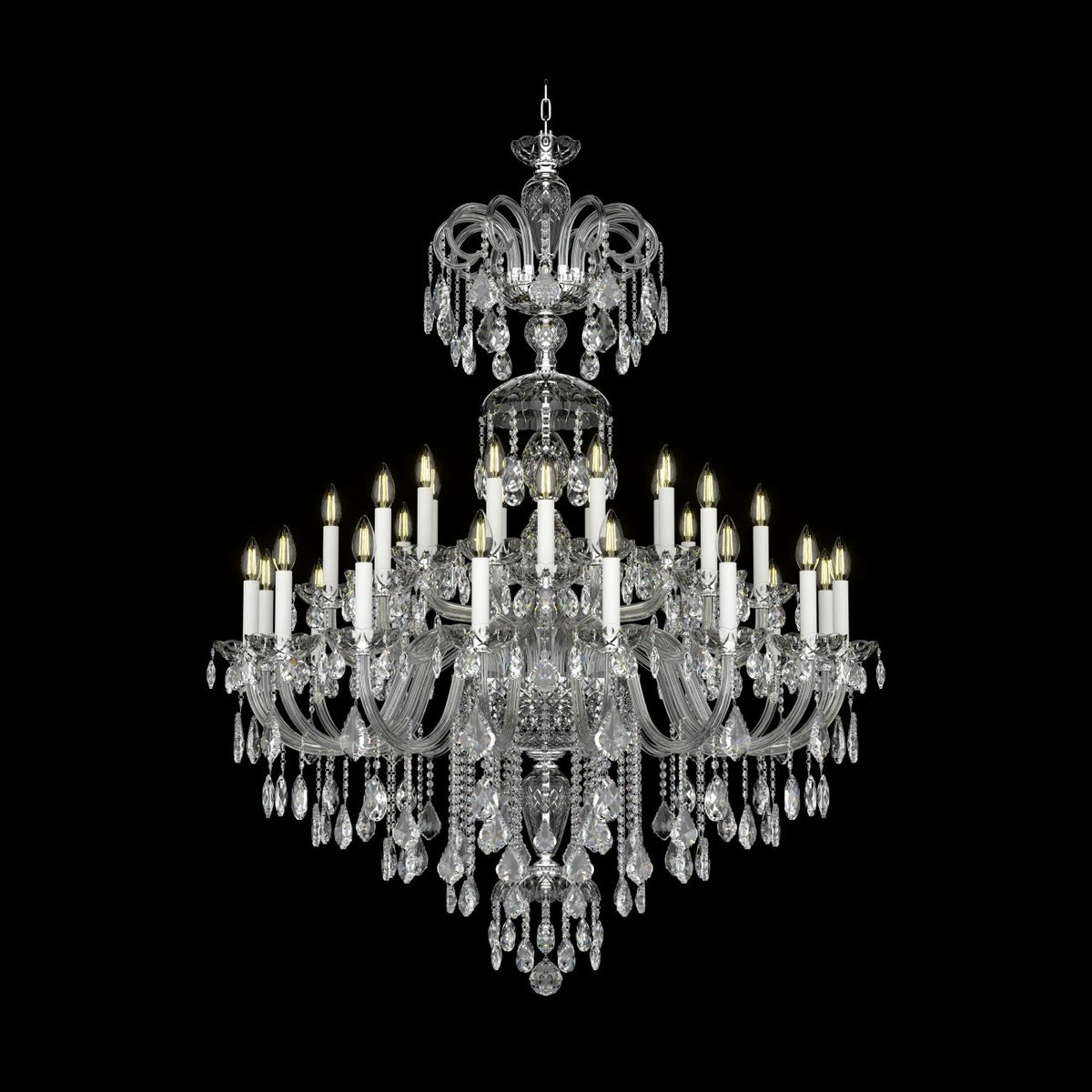 Second cliché du lustre présentant les étages et pendeloques de cristal