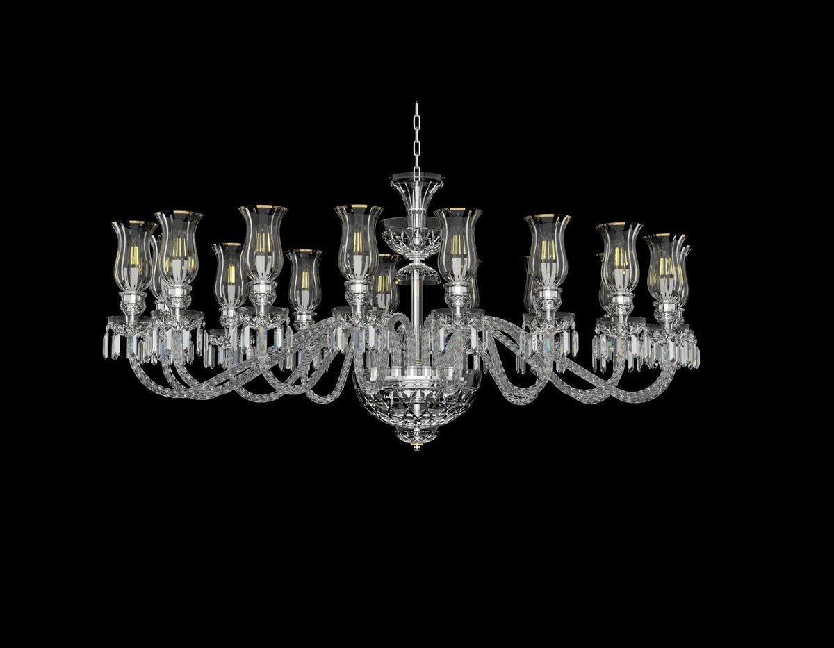 Lustre présenté sur fond noir, détails dorés et cristal taillé visibles.