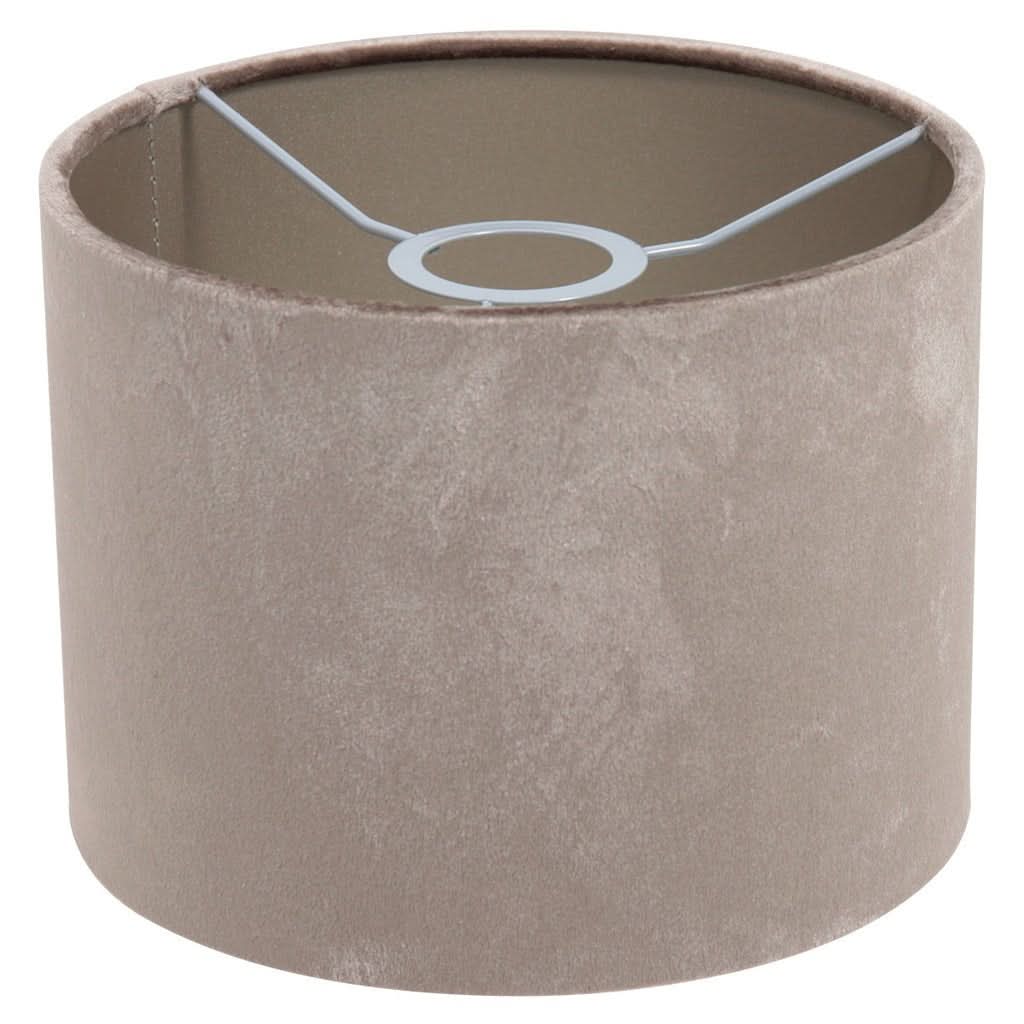 Détail de l'intérieur d'un abat-jour cylindrique avec armature métallique et doublure beige.