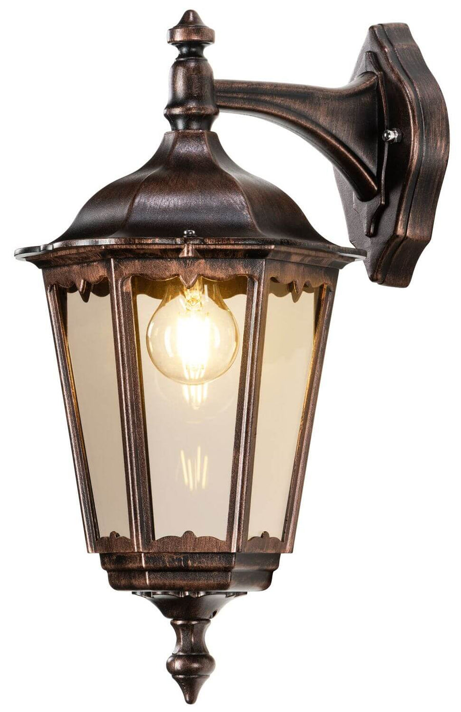 Même applique allumée, ampoule Edison dorée diffusant une lumière chaude à travers le verre