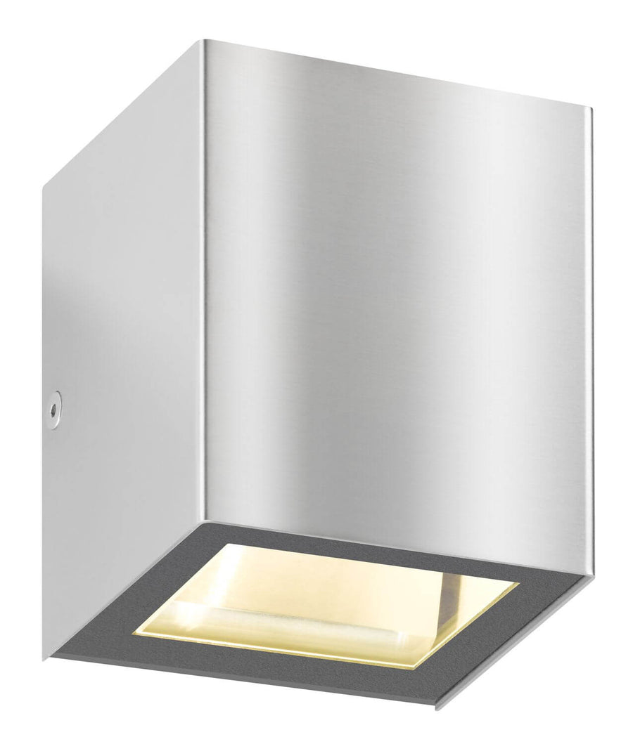 Détail du diffuseur allumé, verre doré sous le boîtier inox brossé