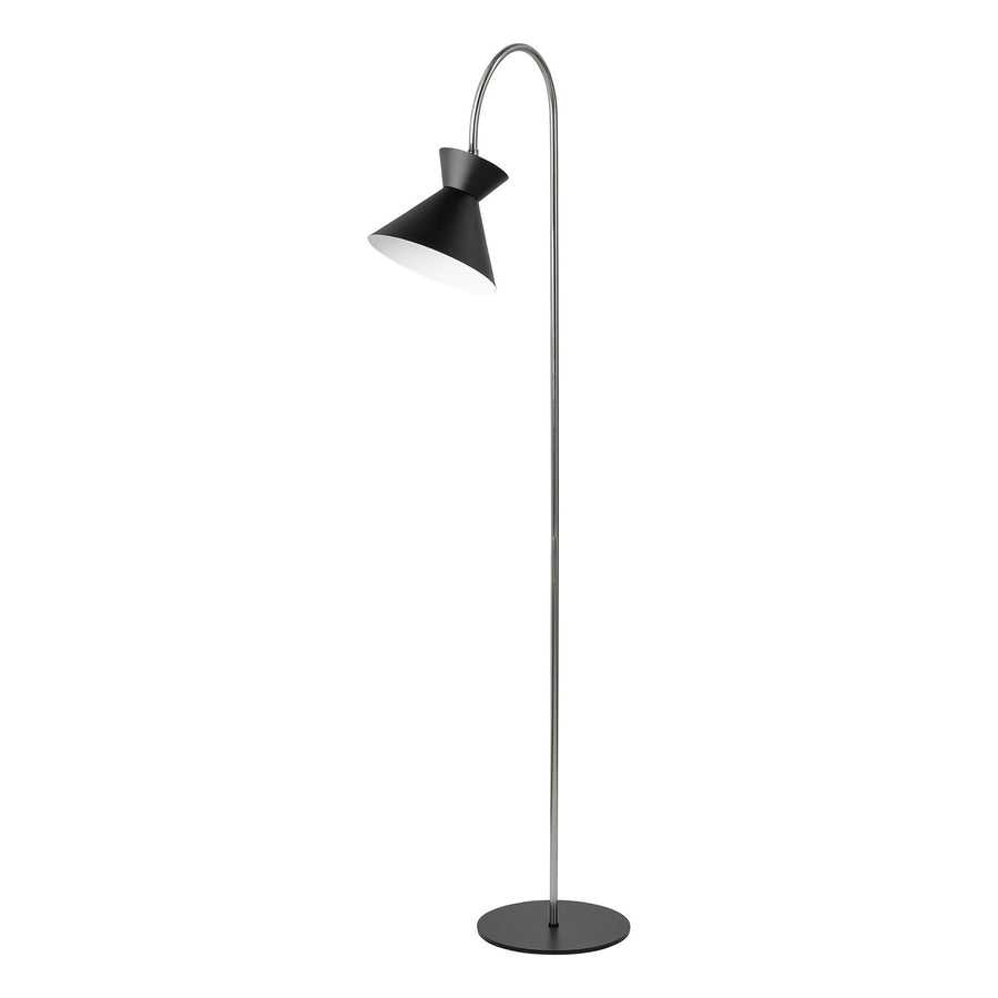 Lampadaire noir sur fond blanc, tige métallique arquée et abat-jour conique.