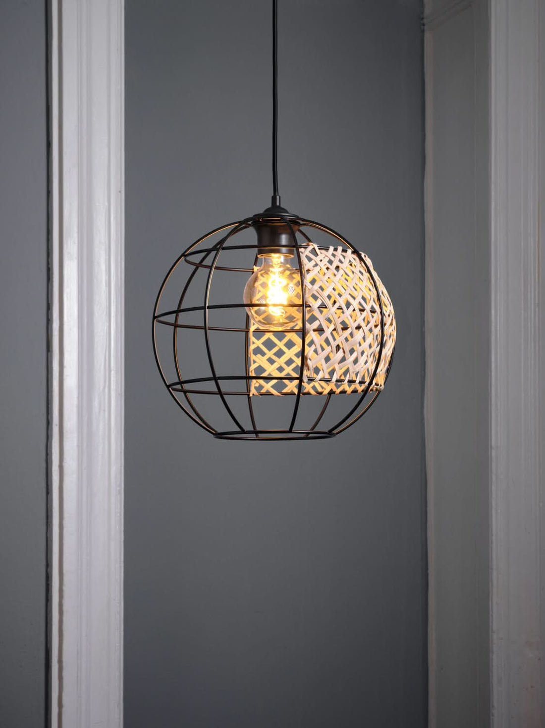 Suspension luminaire | Cage Globe