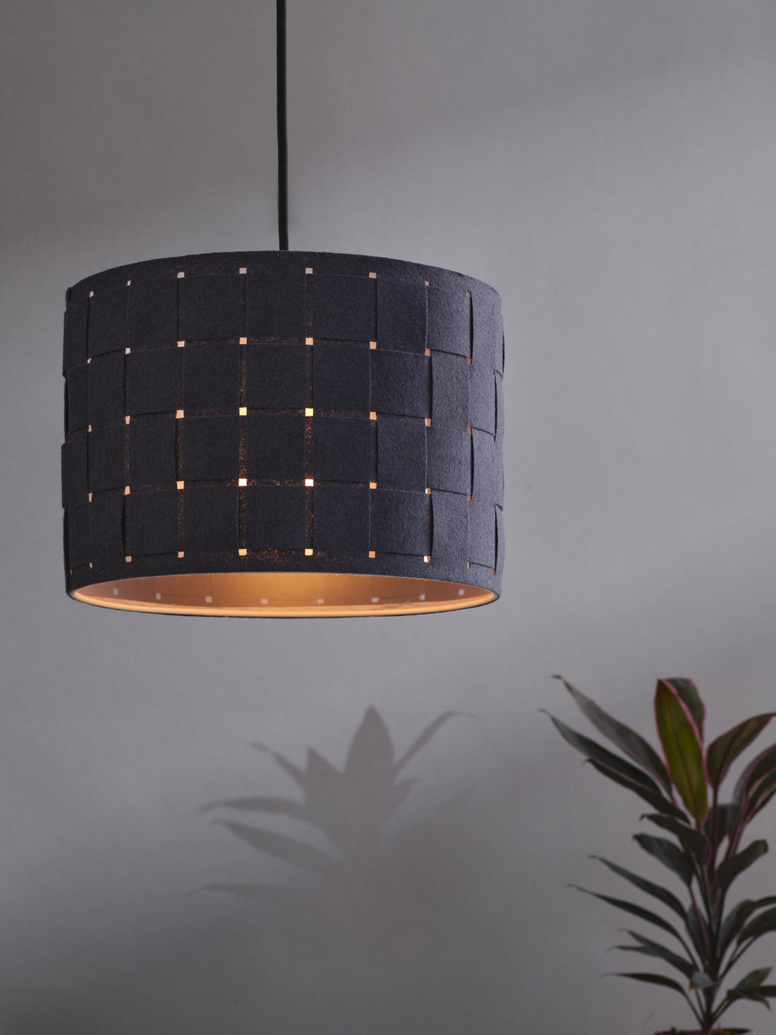 Suspension luminaire | Felt Weaving Anthracite