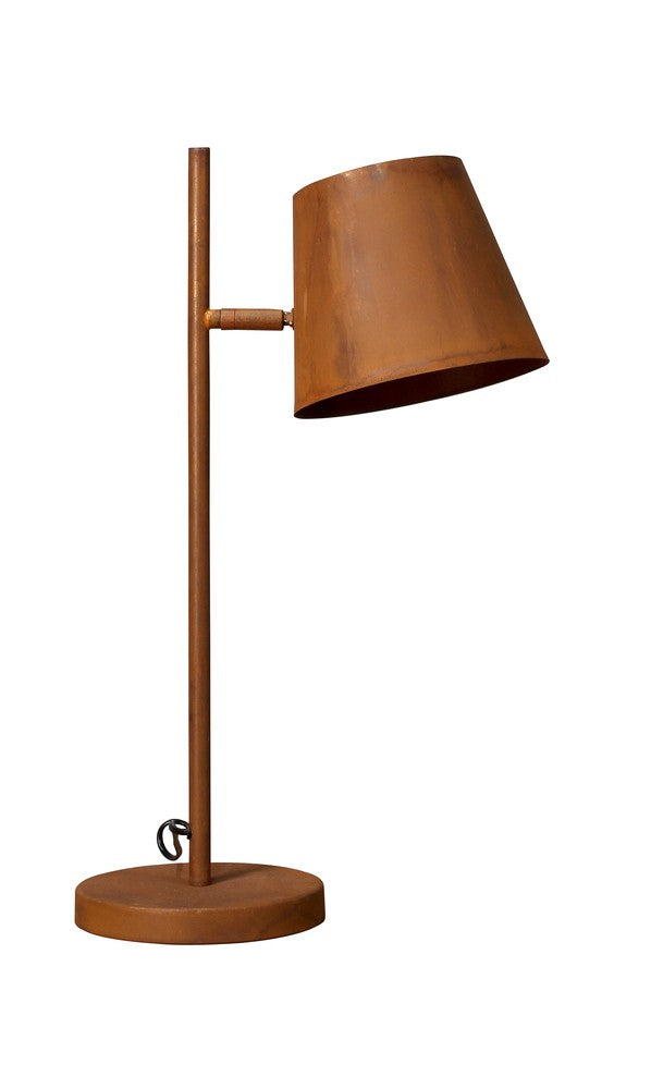 Vue de profil de la lampe à poser en métal rouillé, abat-jour incliné
