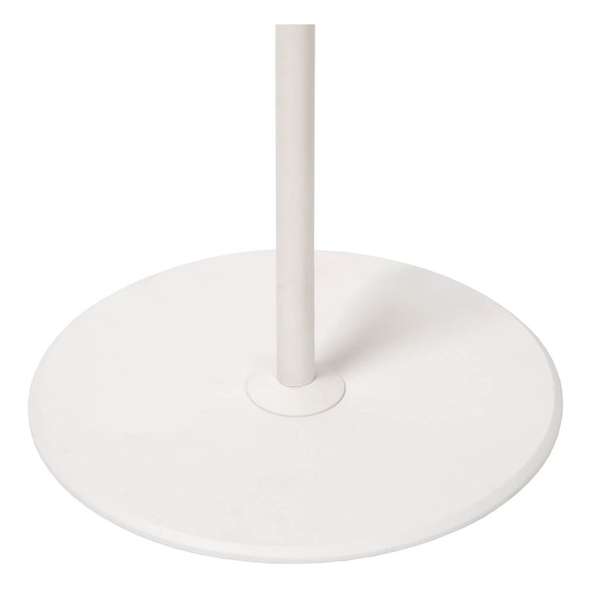 Détail de la base ronde blanche et du pied vertical du lampadaire