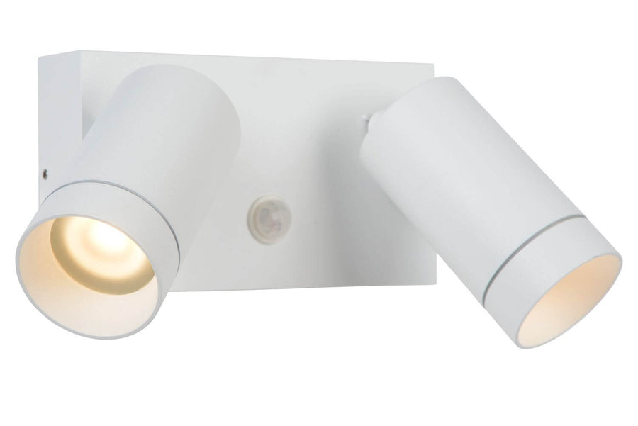 Produit en fond blanc, vue trois-quarts des deux tubes et du capteur central