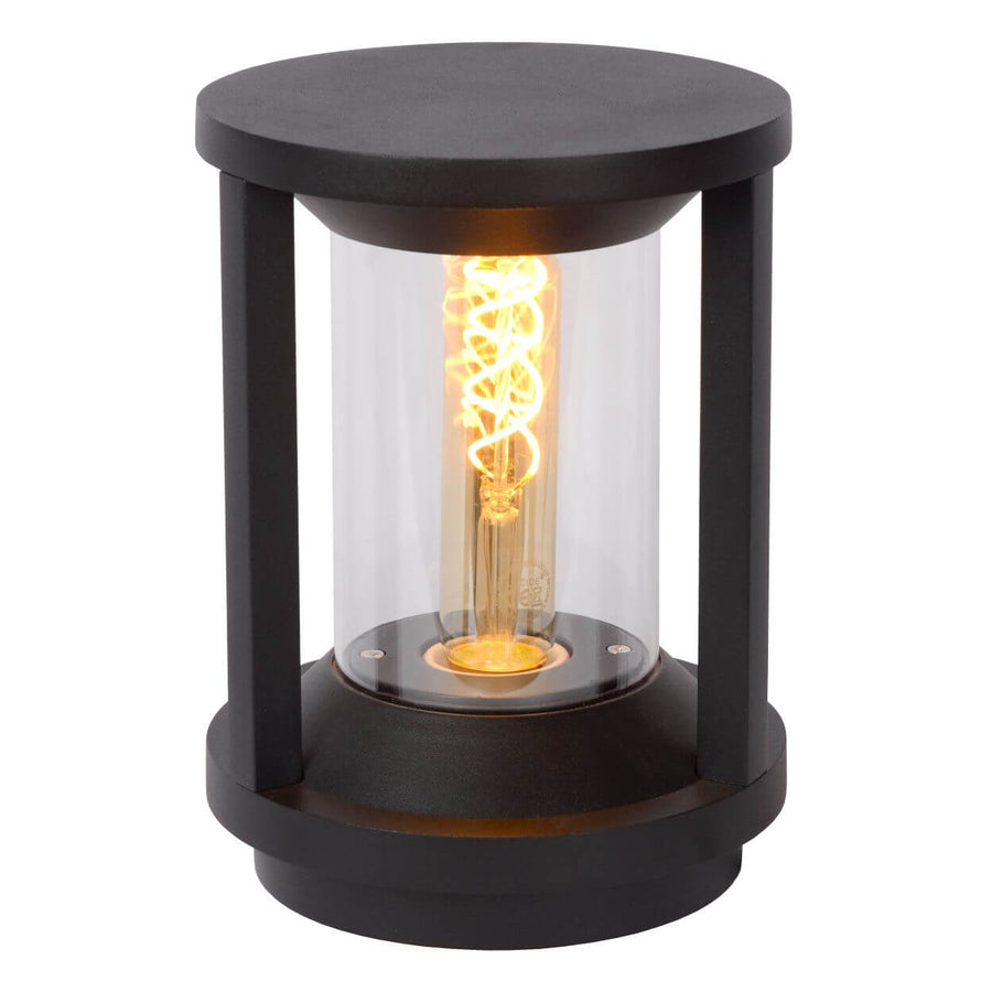 Vue en plongée du luminaire détouré, détail du socle et des montants