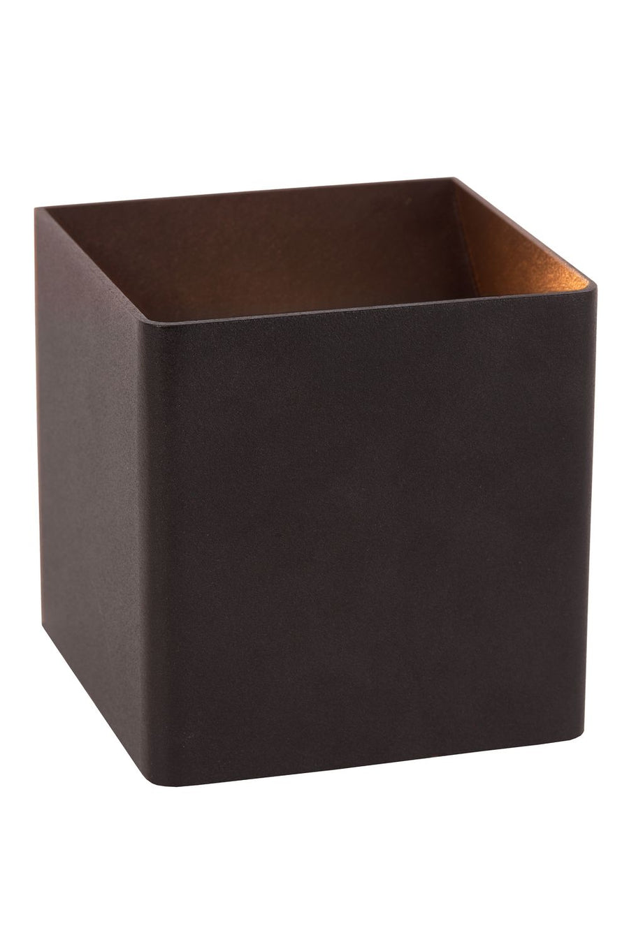 Produit isolé sur fond blanc, cube noir ouvert révélant un intérieur doré texturé
