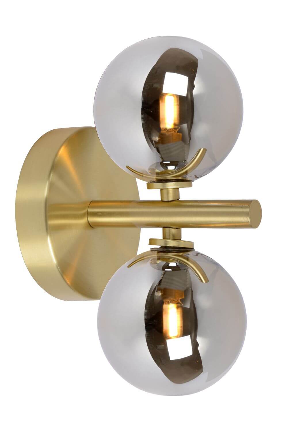 Vue rapprochée de l'applique murale dorée avec deux globes en verre fumé