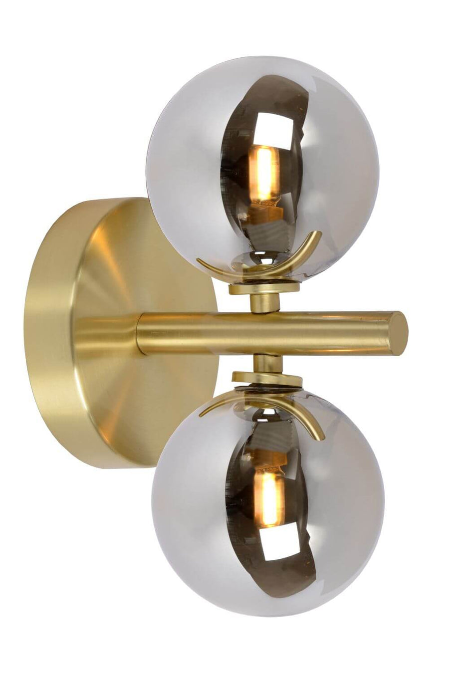 Vue rapprochée de l'applique murale dorée avec deux globes en verre fumé
