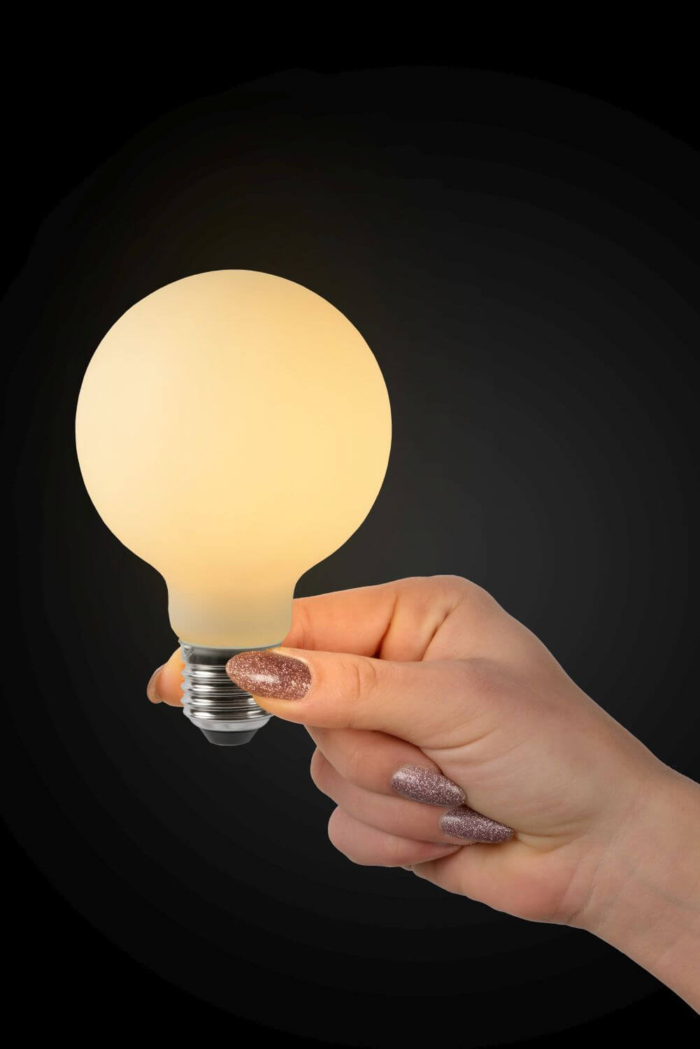 Ampoule LED E27 globe à filament opale, 5 W | Lucide