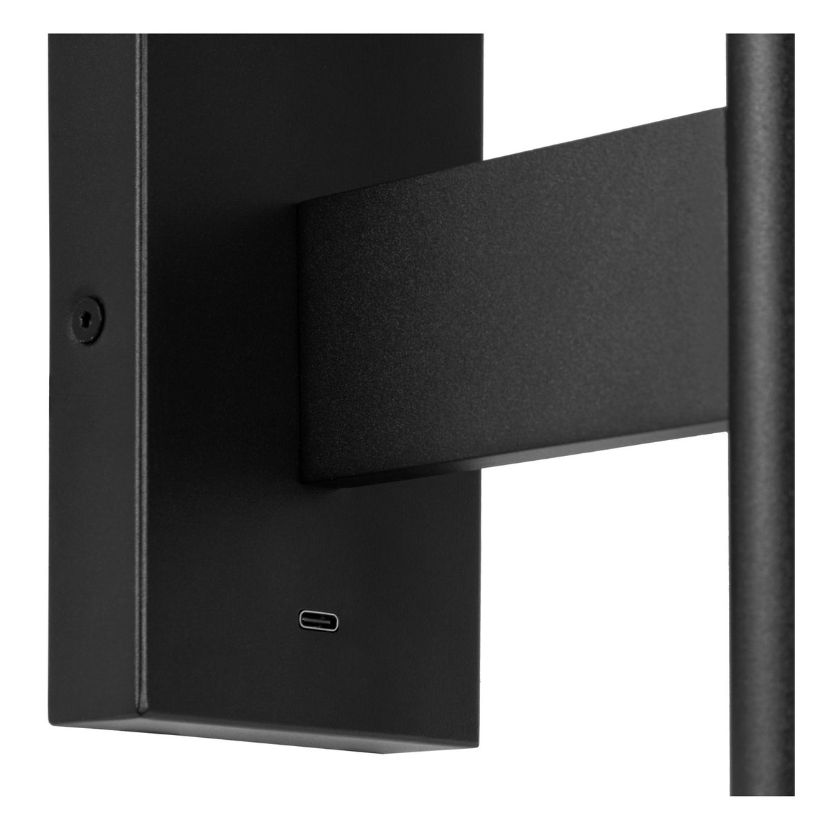 Détail de la platine murale noire avec vis, bras et petit port USB.