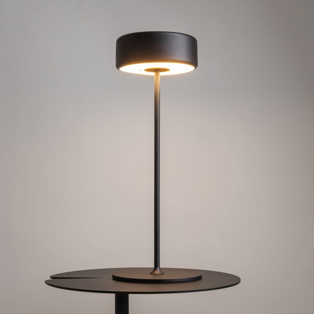 AI Collaboration Nachttischlampe schwarz