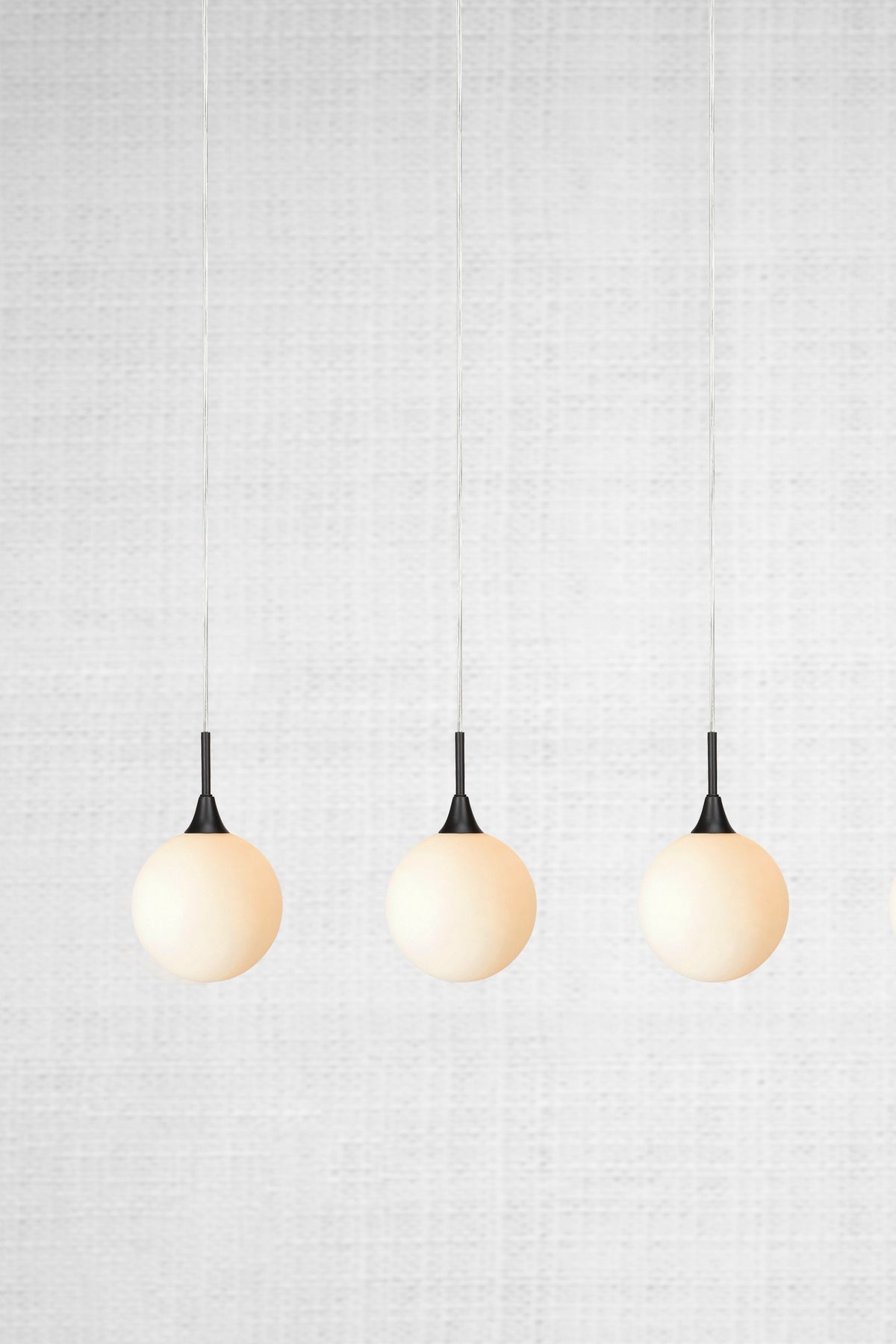Suspension Quattro XL 4 lumières noire et verre blanc