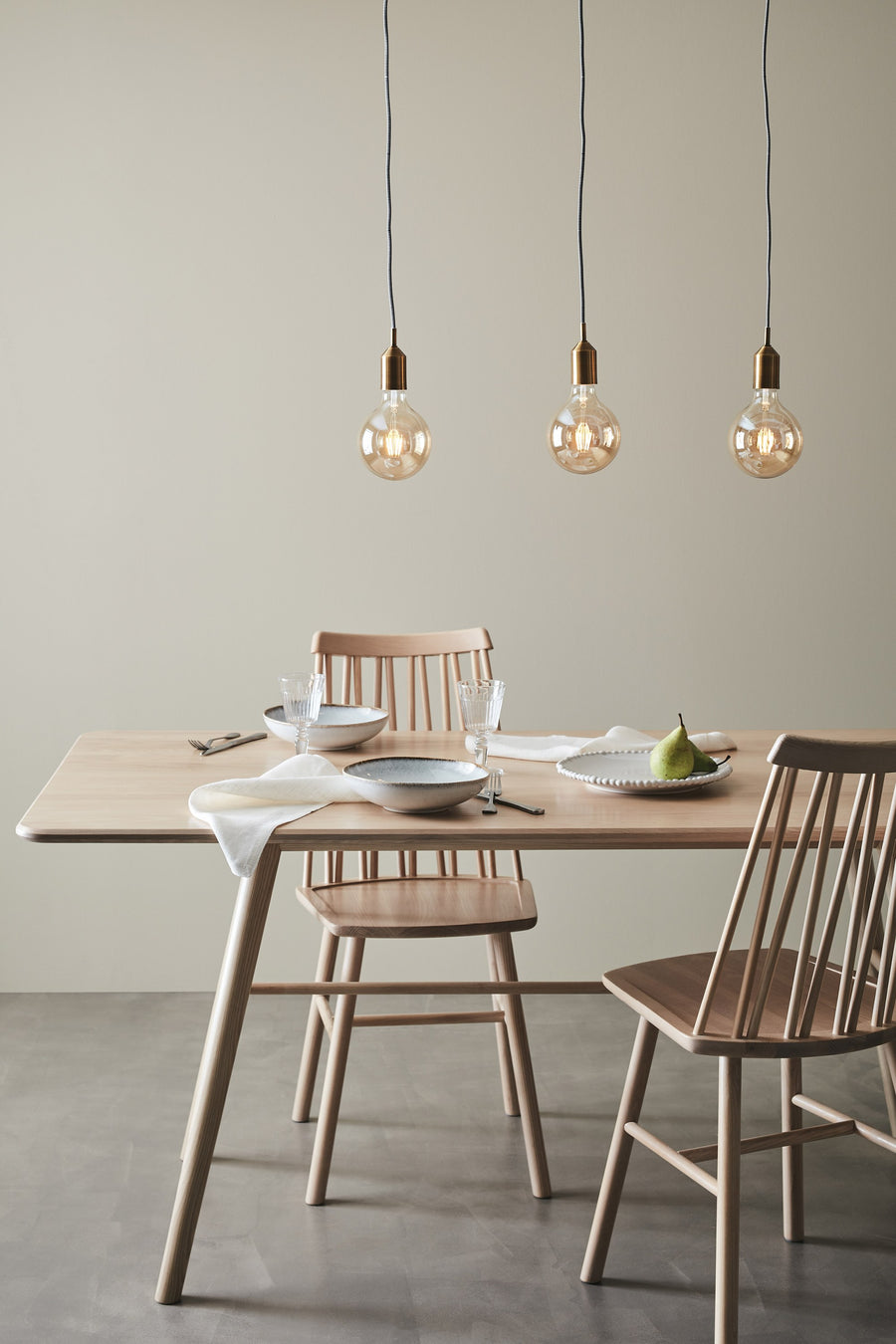 Suspension Bronx en ligne 3 lumières en bronze