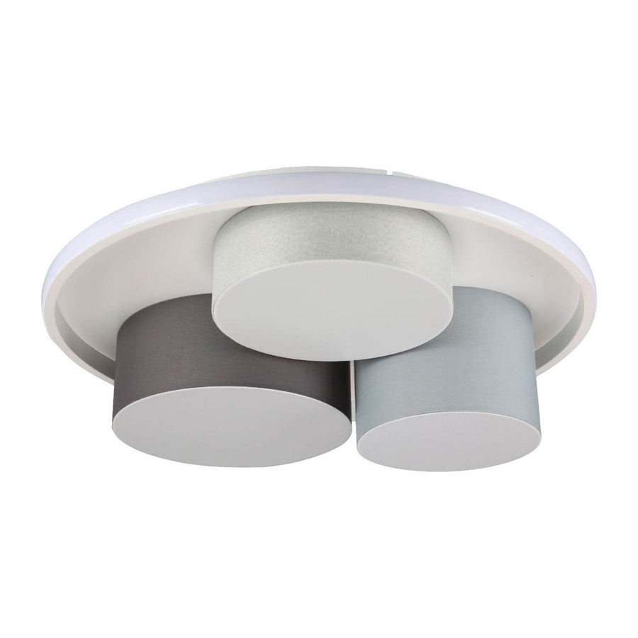 Plafonnier trois abat-jours cylindriques en tissu gris sur socle circulaire blanc, vue de face