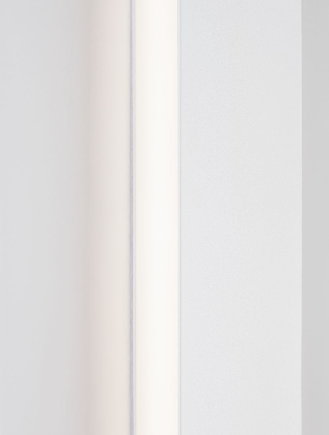 Détail de la tranche et du bandeau diffuseur éclairé