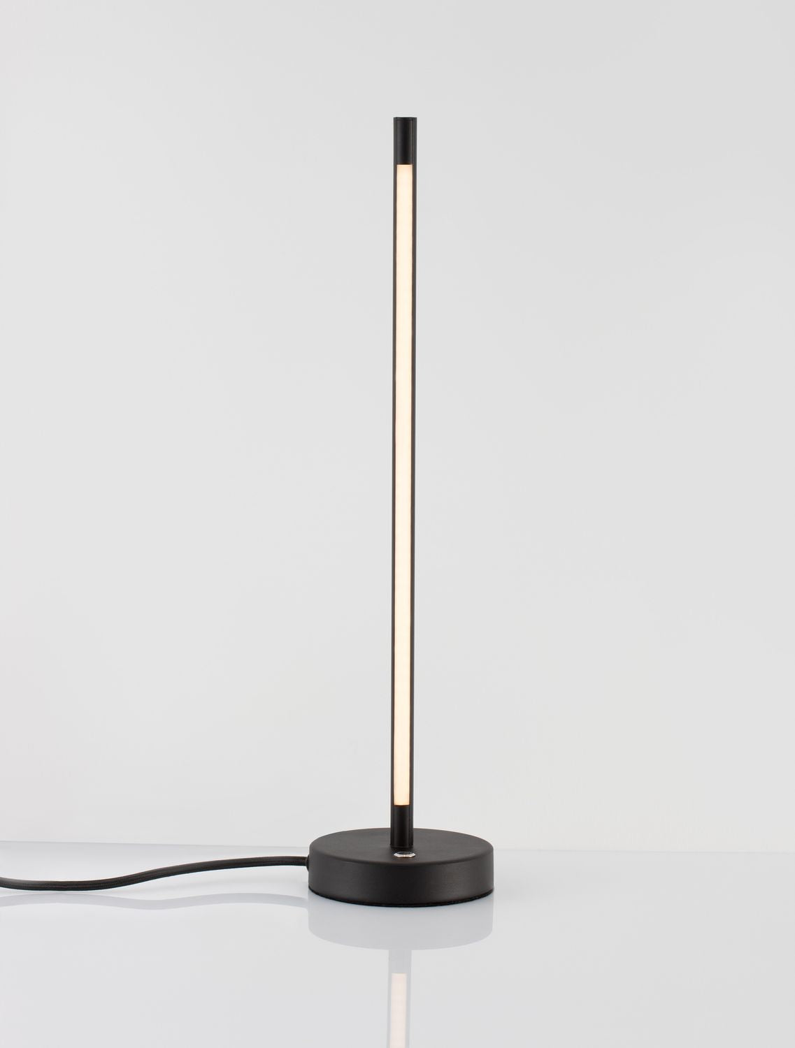 Lampe à poser Colby noire