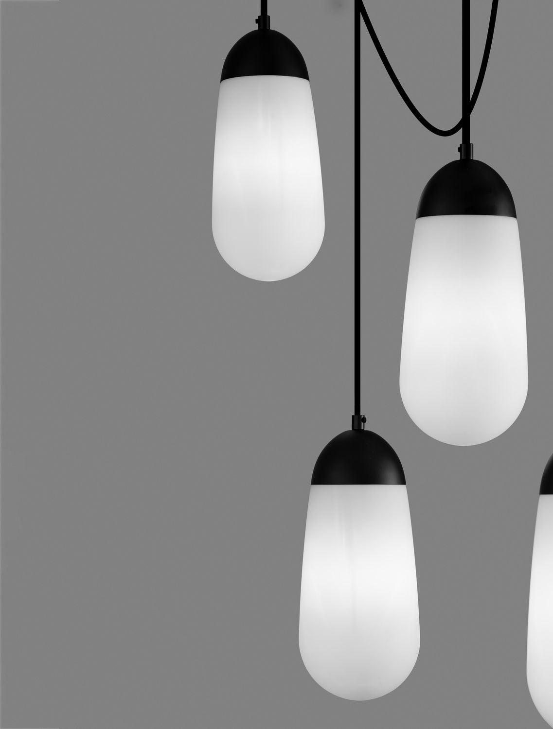 Suspension Blaky 5 lumières noire, verre, H 150 cm