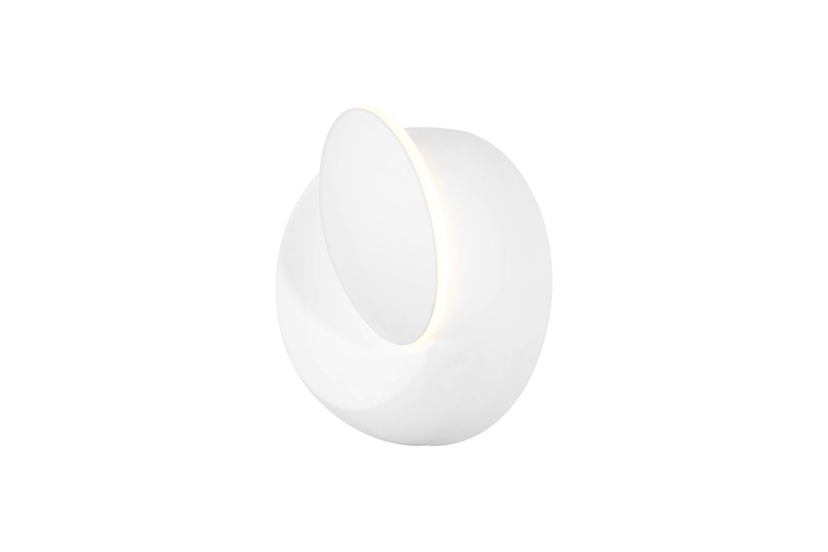 Profil en biais dévoilant la sphère coupée et la lumière diffuse