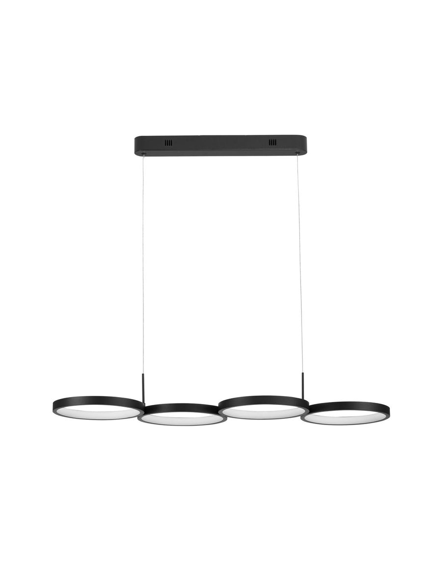 Vue de face du luminaire sur fond blanc, quatre anneaux alignés