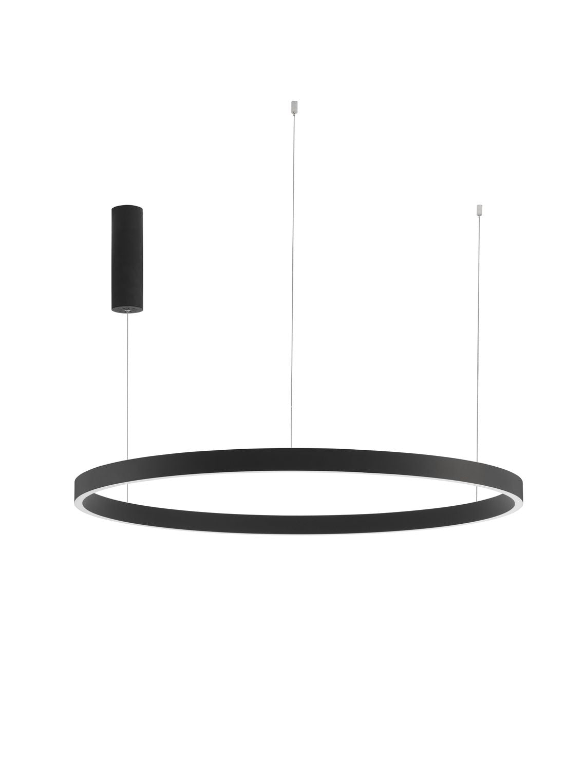 Vue de face du luminaire sur fond blanc, anneau noir et canopée cylindrique