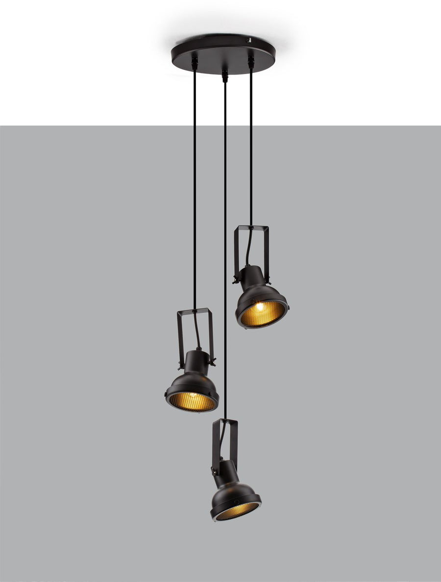 Vue de face sur fond gris, les trois lampes allumées diffusent une lumière chaude