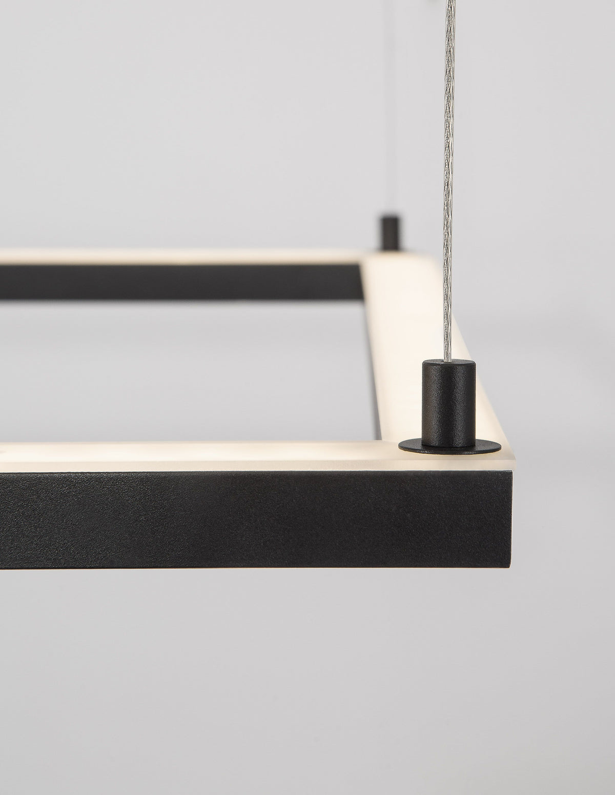 Suspension Eterna noire (9990734)