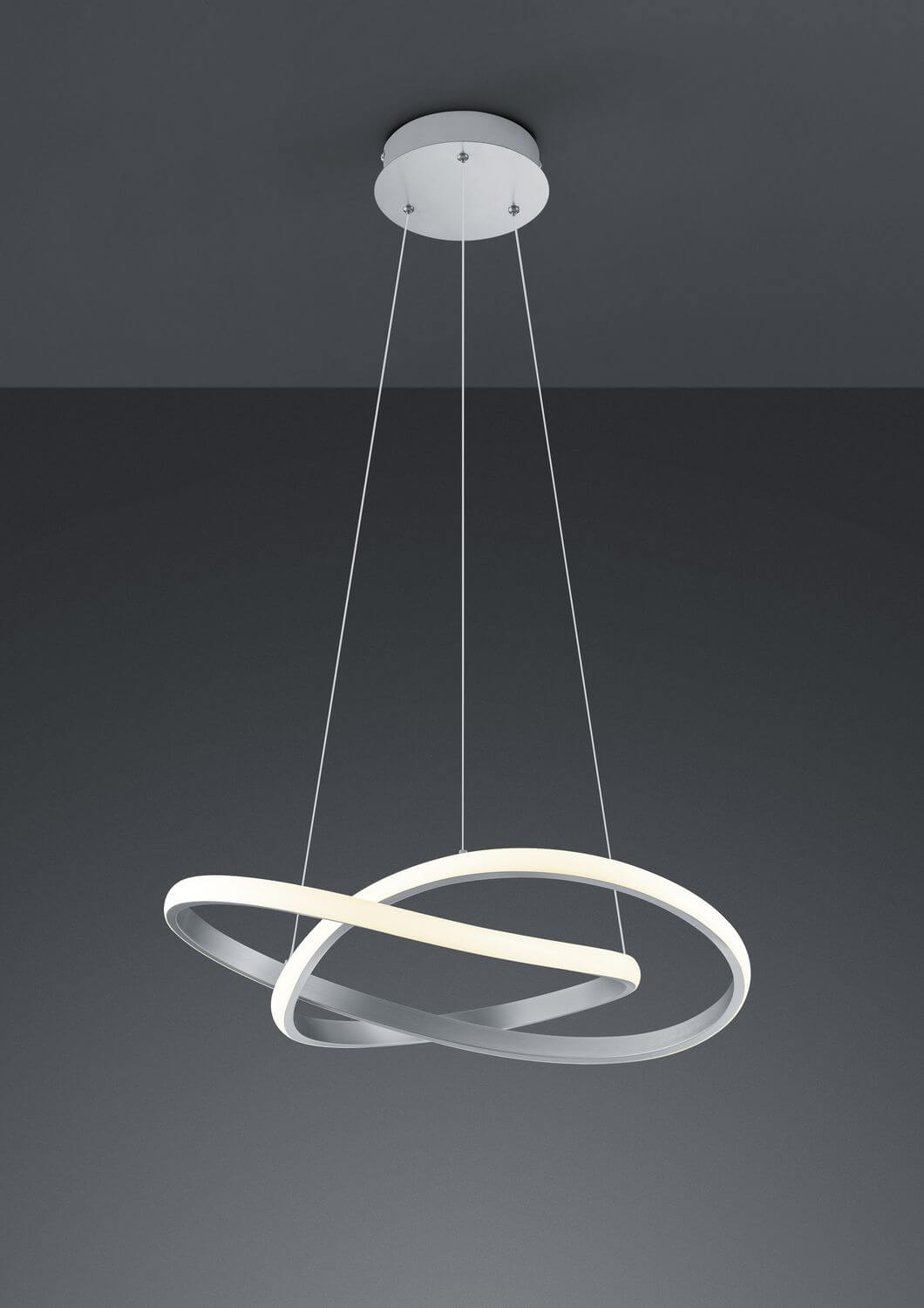 Angle produit serré montrant diffuseur lumineux et fixation circulaire au plafond