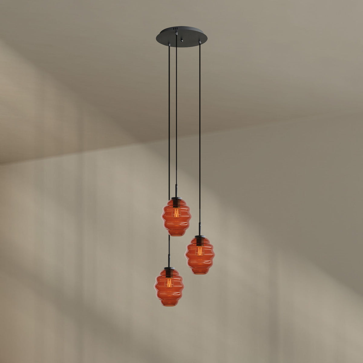 Suspension grande hauteur Echos 3 lumières, rosace Ø 40 cm, verres Ø 18 cm