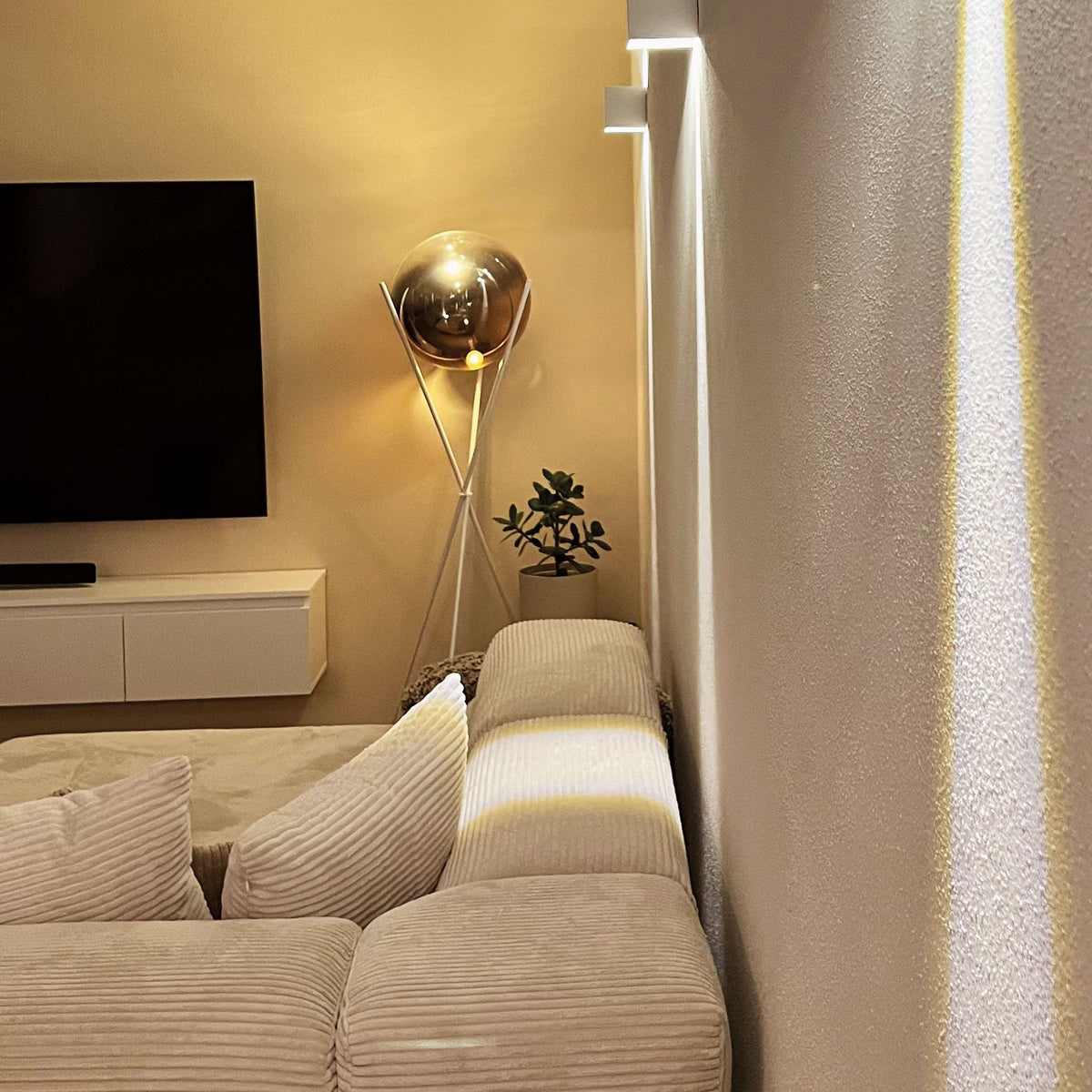 Lampadaire trépied Orb Axis globe en verre, H 160 cm