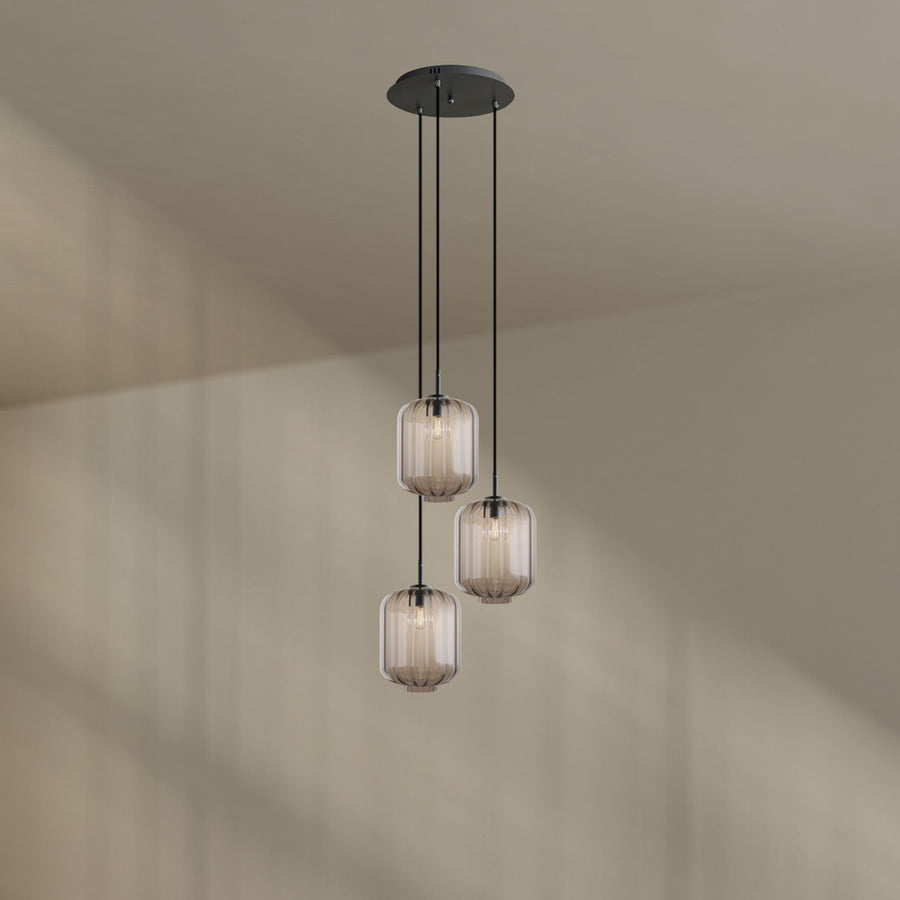 Variante rosée transparente de la suspension, trois verres ovales cannelés suspendus