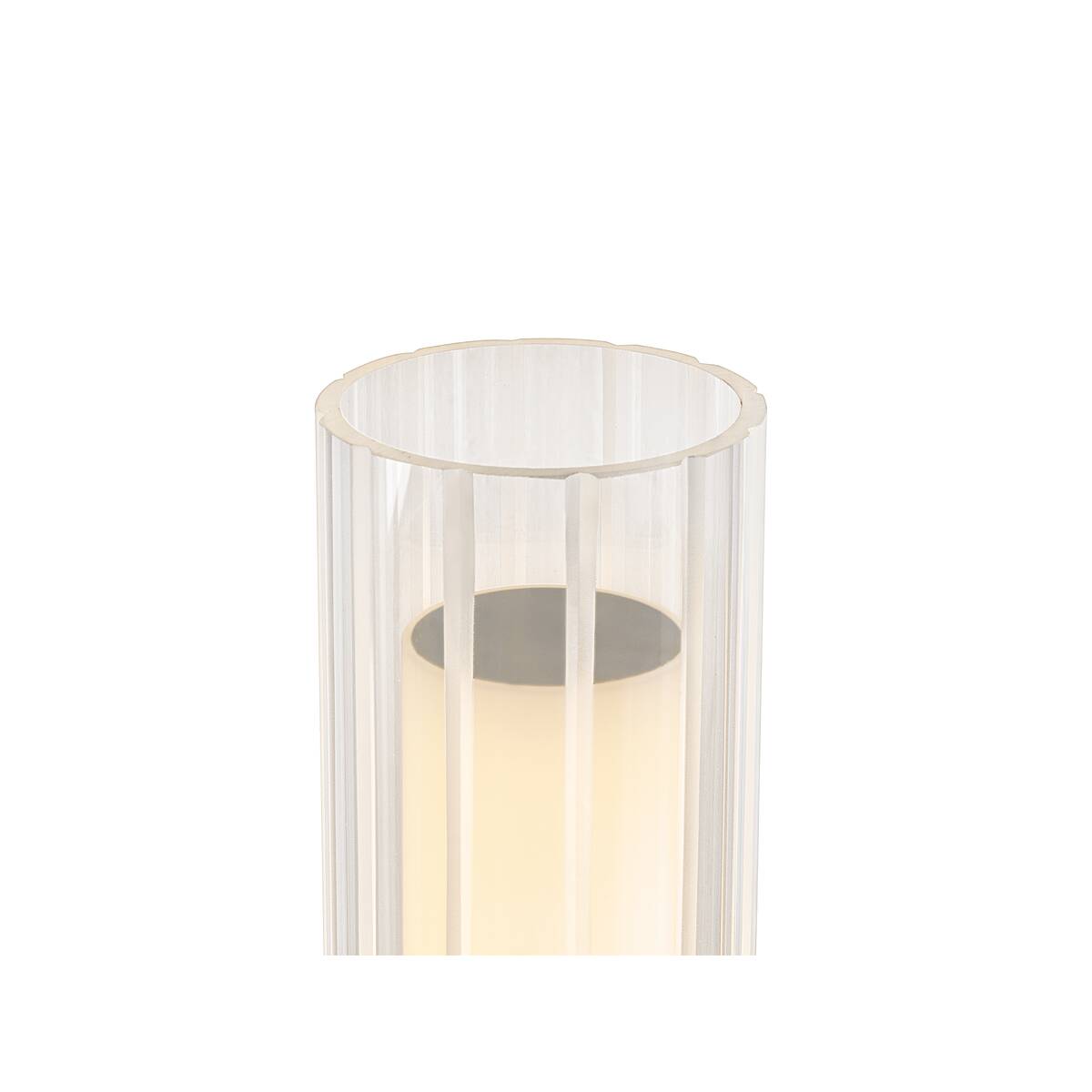 Détail du haut du cylindre en verre strié transparent, vu de dessus.
