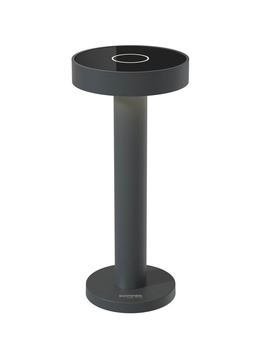 Lampe à poser sans fil anthracite de face sur fond blanc, plateau supérieur noir.