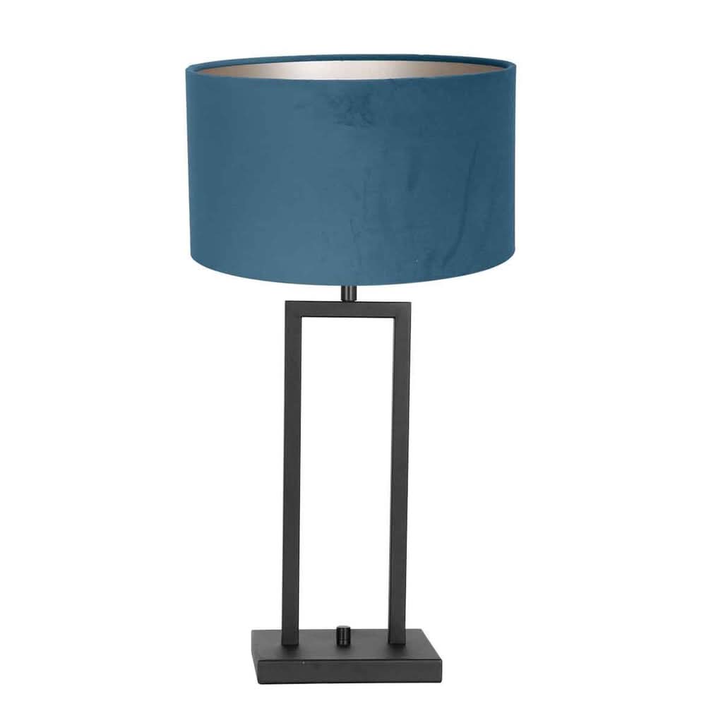 Second angle du luminaire sur fond blanc, abat-jour bleu canard et structure rectangulaire noire.