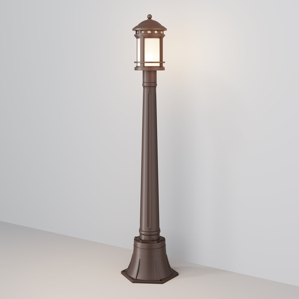 Version lampadaire sur haut pied avec lanterne et socle octogonal