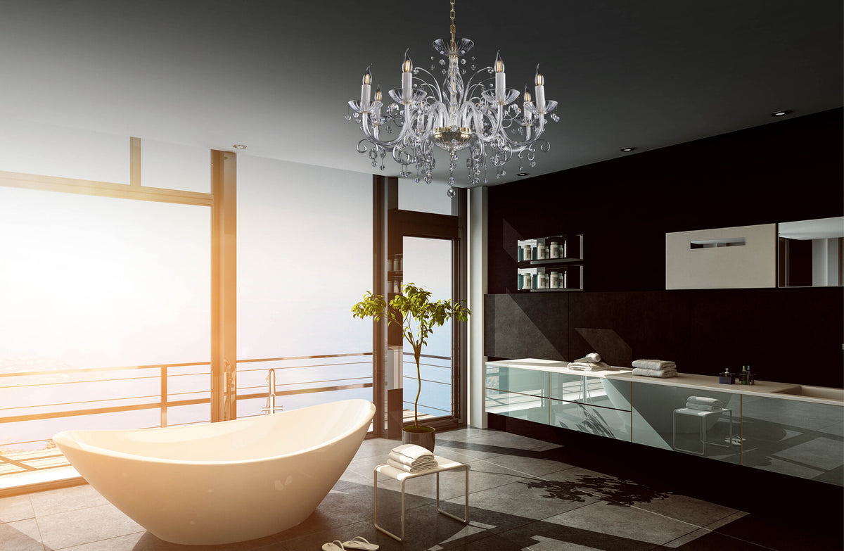 Lustre suspendu dans une salle de bain design avec baignoire îlot et baie vitrée