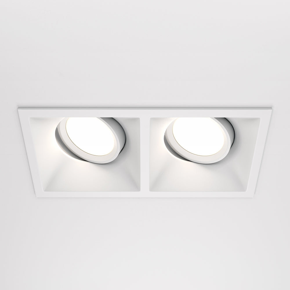 Plafonnier rectangulaire blanc à deux spots encastrés orientables