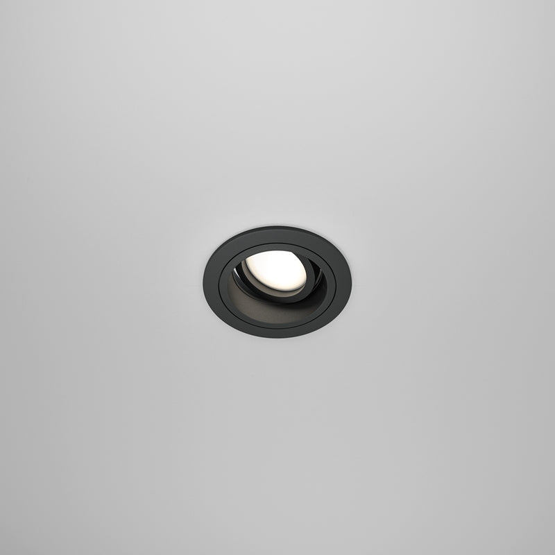 Atom Spot schwarz