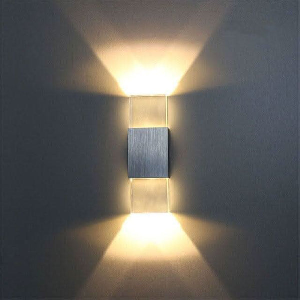 Wandleuchte quadratisch Schlafzimmer | Elara