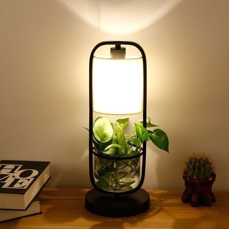 Moderne Schreibtischlampe | UrbanDesk